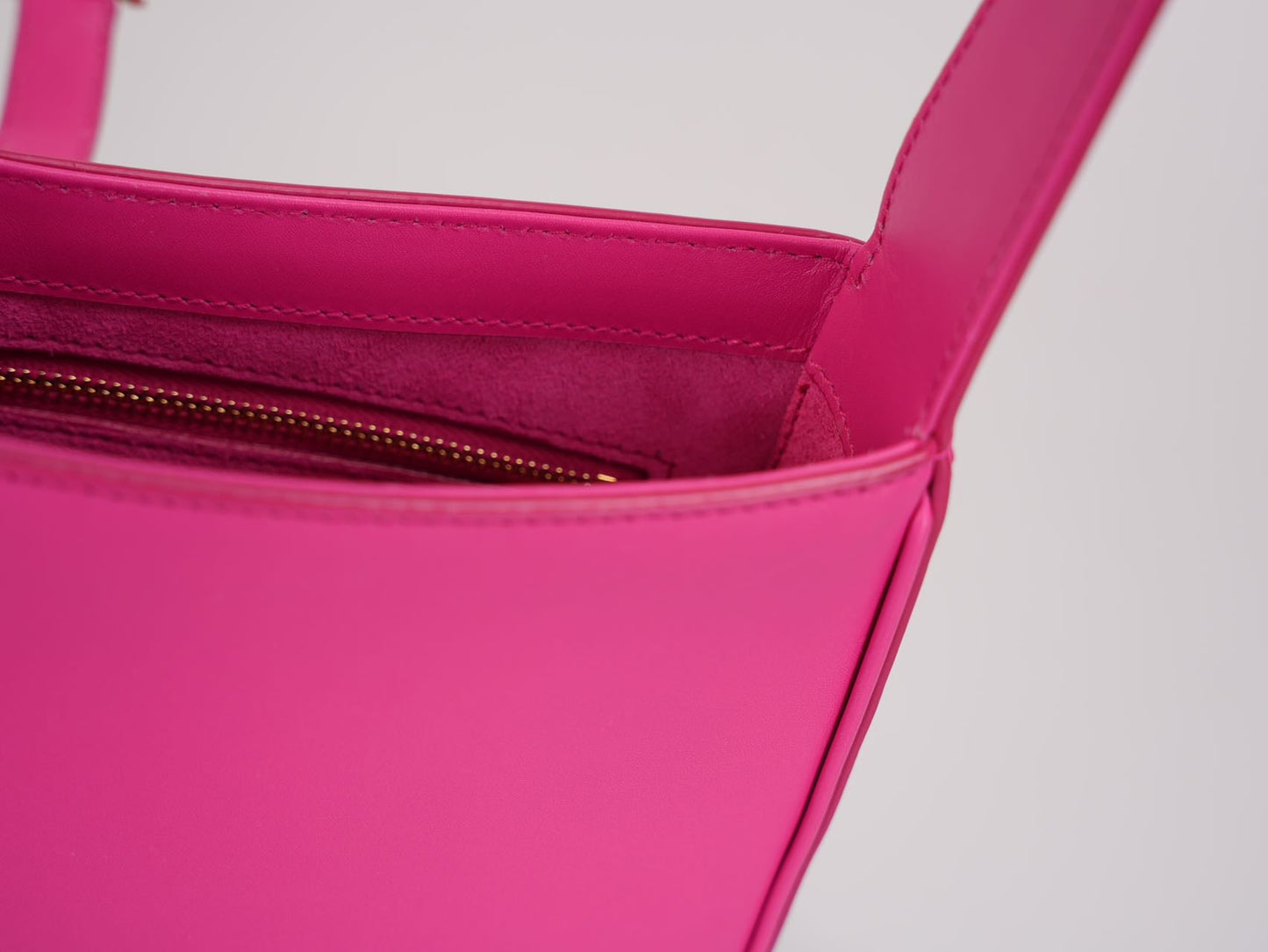 Saint Laurent 5 a 7 Fuchsia Hobo Bag