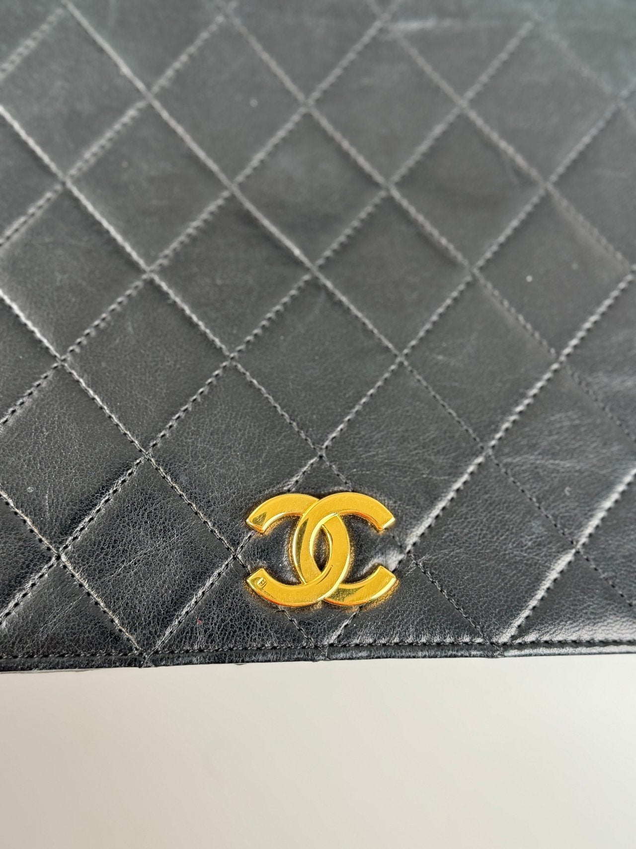 Chanel vintage Matelassé Lambskin Shoulder Bag Black