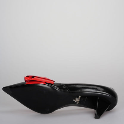 Prada Black / Red Leather Bow Pointed Toe Pumps Size 38.5