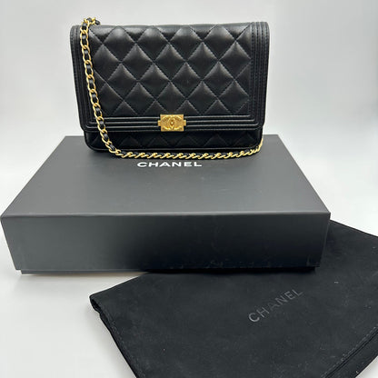 Wallet on chain Boy agneau noir