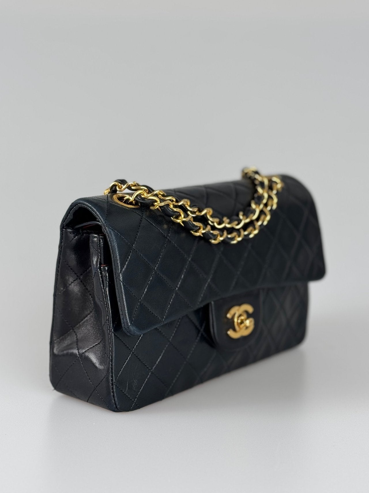 Chanel vintage timeless flap bag small black golden