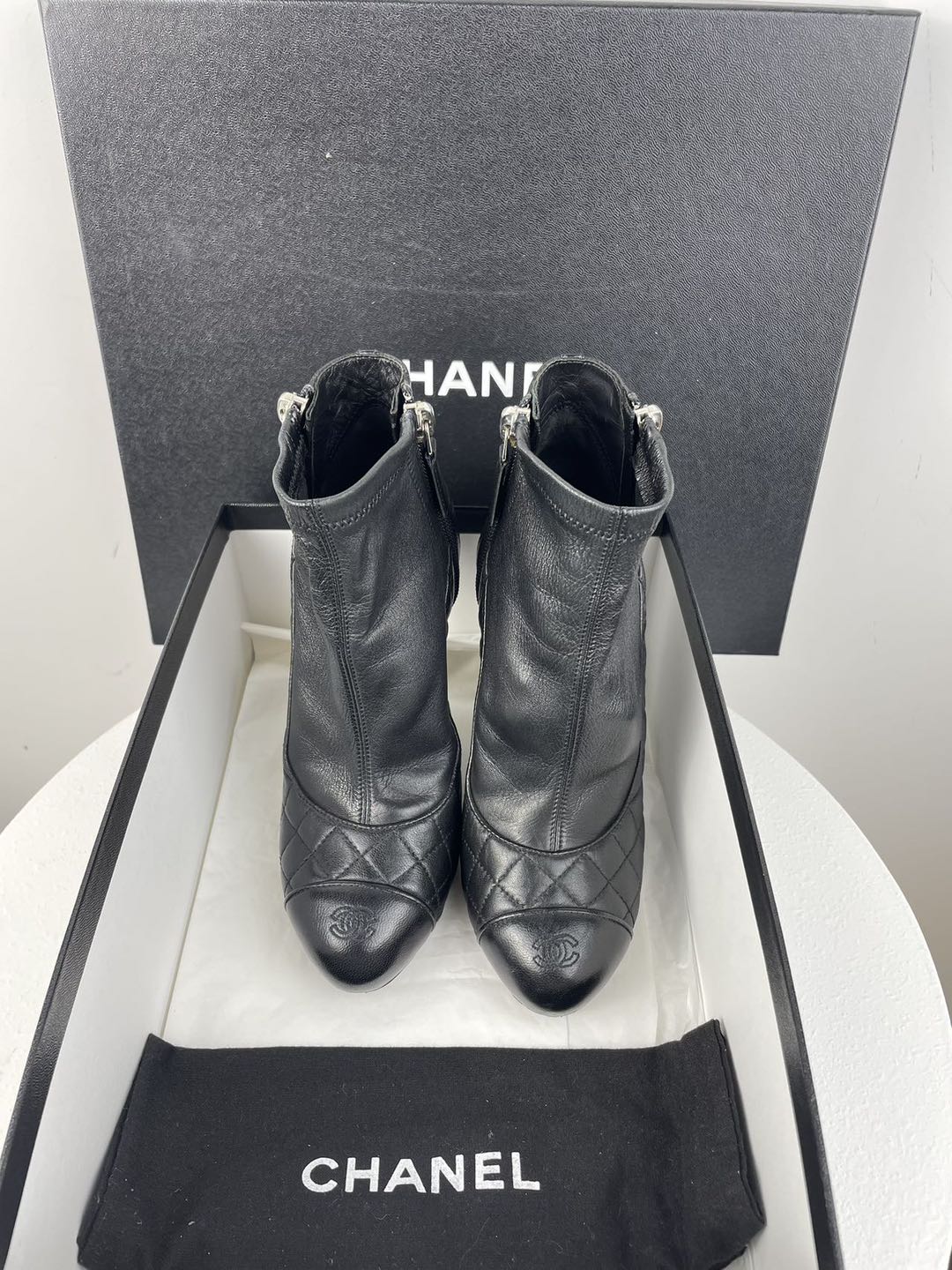 Chanel black leather boots with CC logo 34