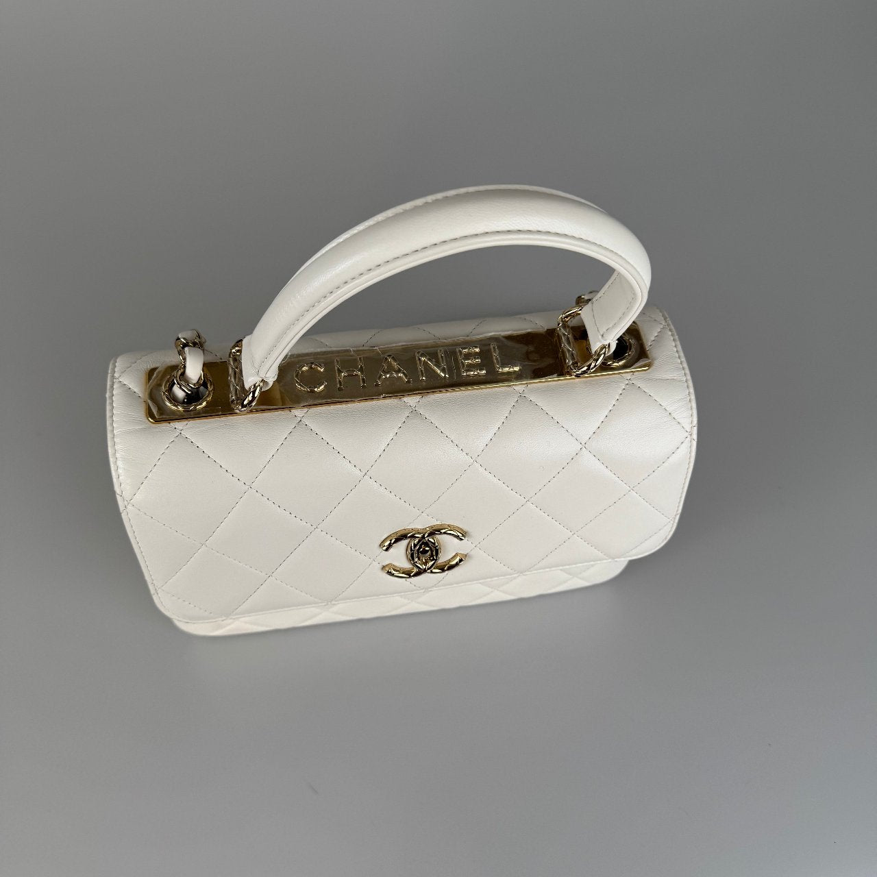 Chanel Trendy CC Bag in Lambskin Small White Diamond Quilted with Champagne Gold Hardware