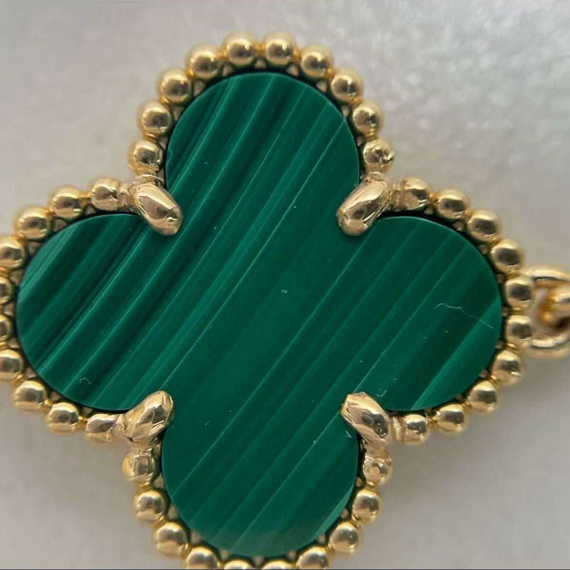 Van Cleef & Arpels 18k Yellow Gold Malachite 5 Motifs Vintage Alhambra Bracelet 2021