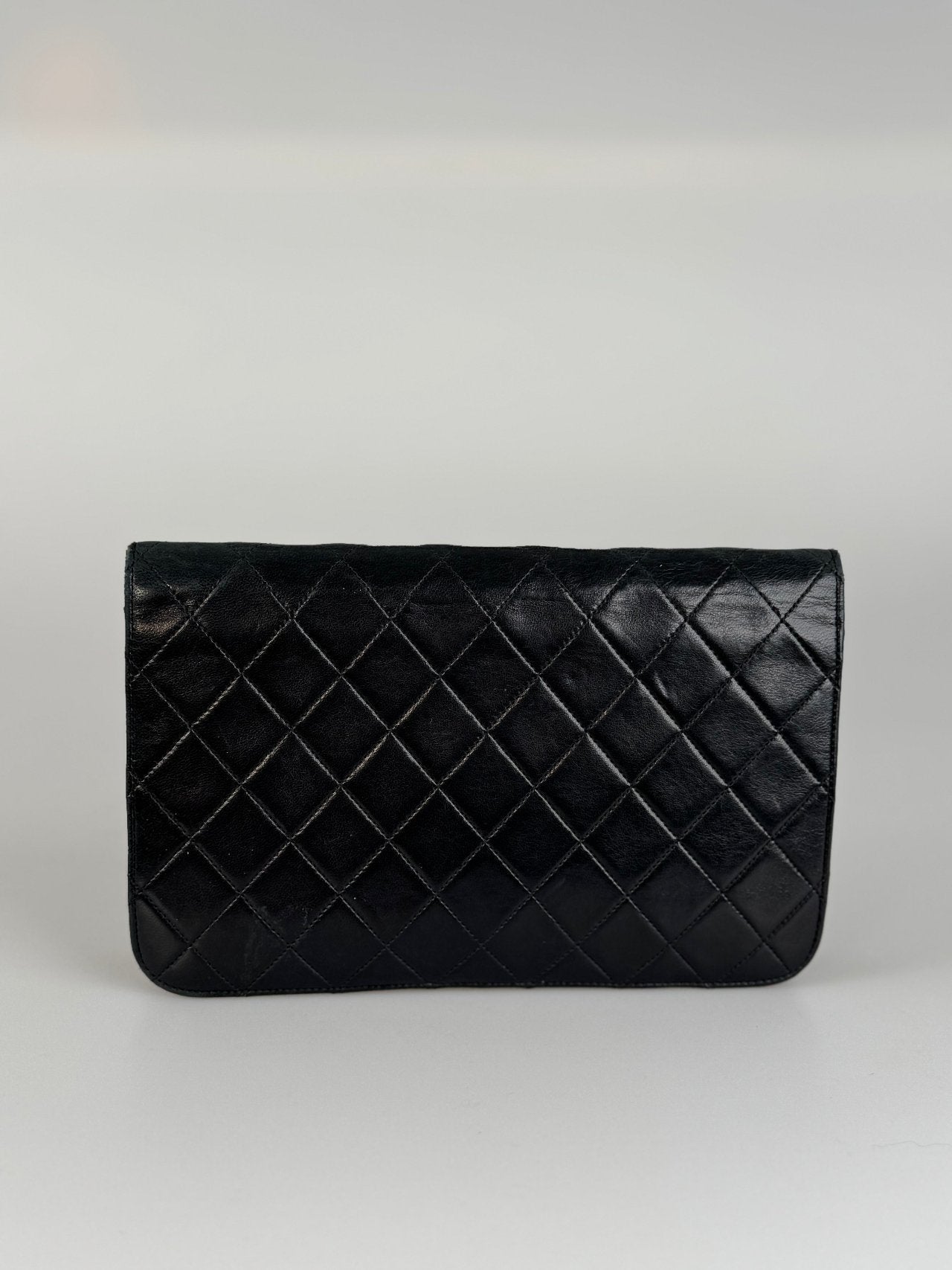 Chanel vintage Matelassé Lambskin Shoulder Bag Black