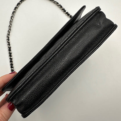 Wallet on chain classique cuir caviar noir