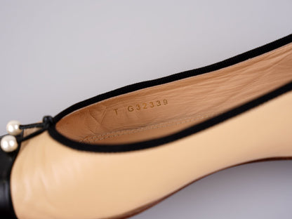 Chanel CC Lambskin Cap Toe Ballerinas with Pearls Beige/Black 38C