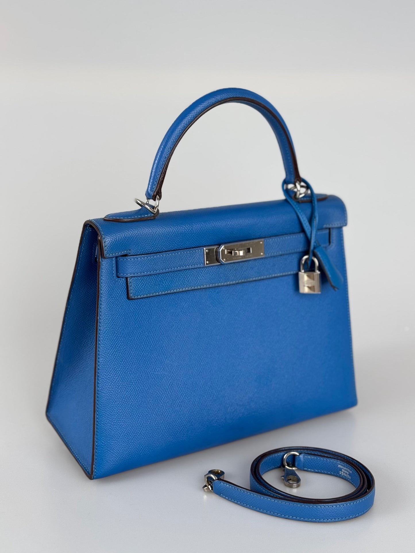 Hermes Kelly Sellier Bag 28cm In Blue Epsom Leather With Gold Hardware