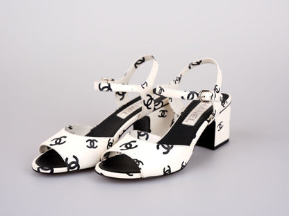 Chanel Printed Lambskin CC Platform Sandals White Black Size 37C