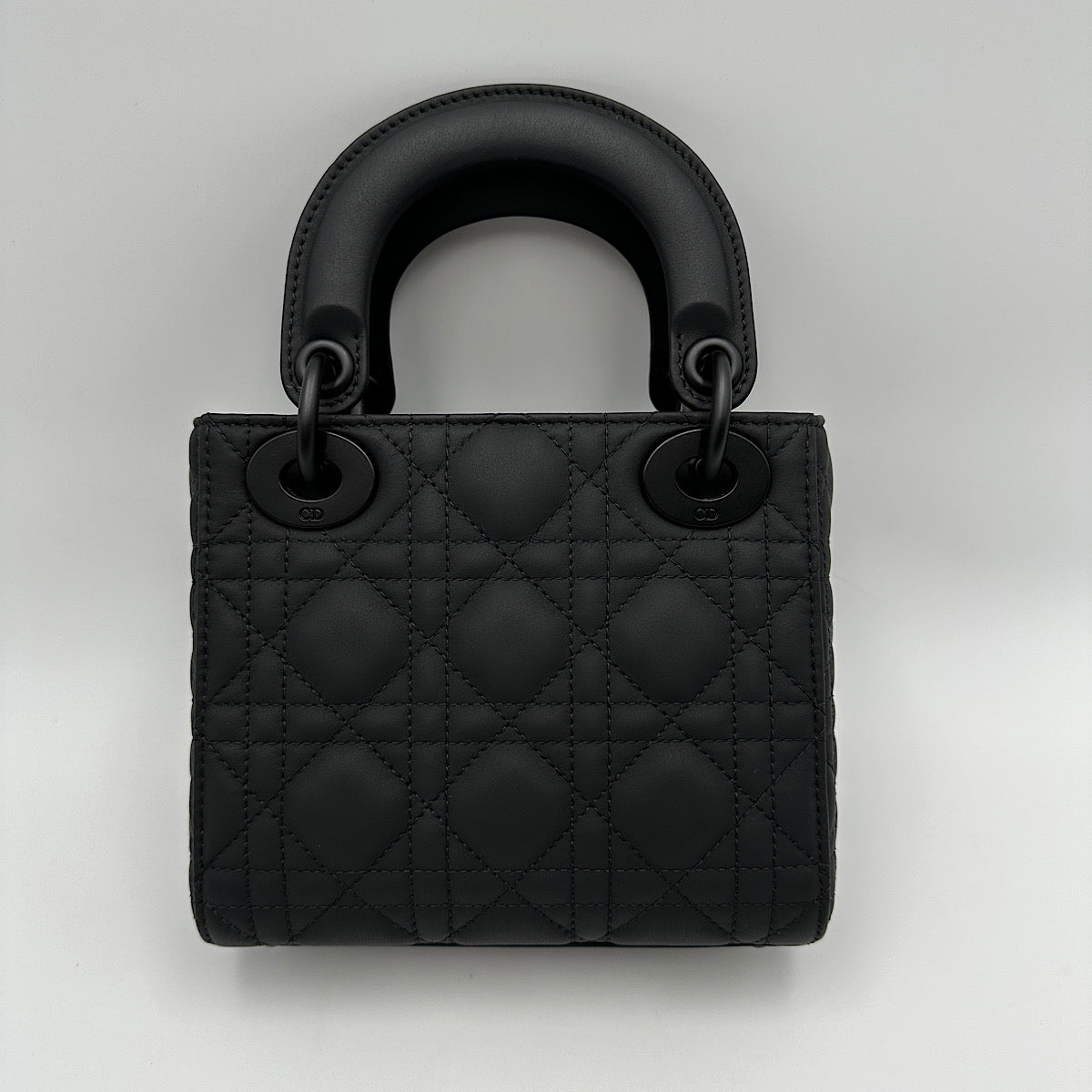 Sac Lady Dior mini veau cannage ultramatte