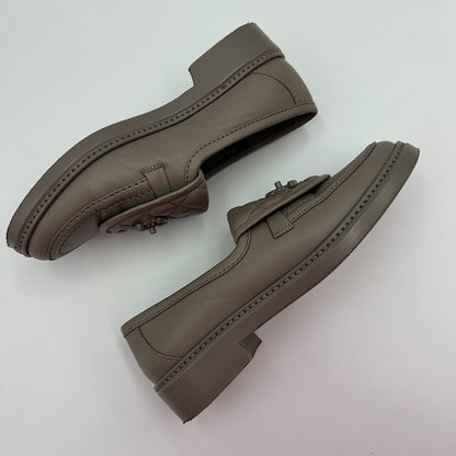 Mocassins matelassés taupe T.36