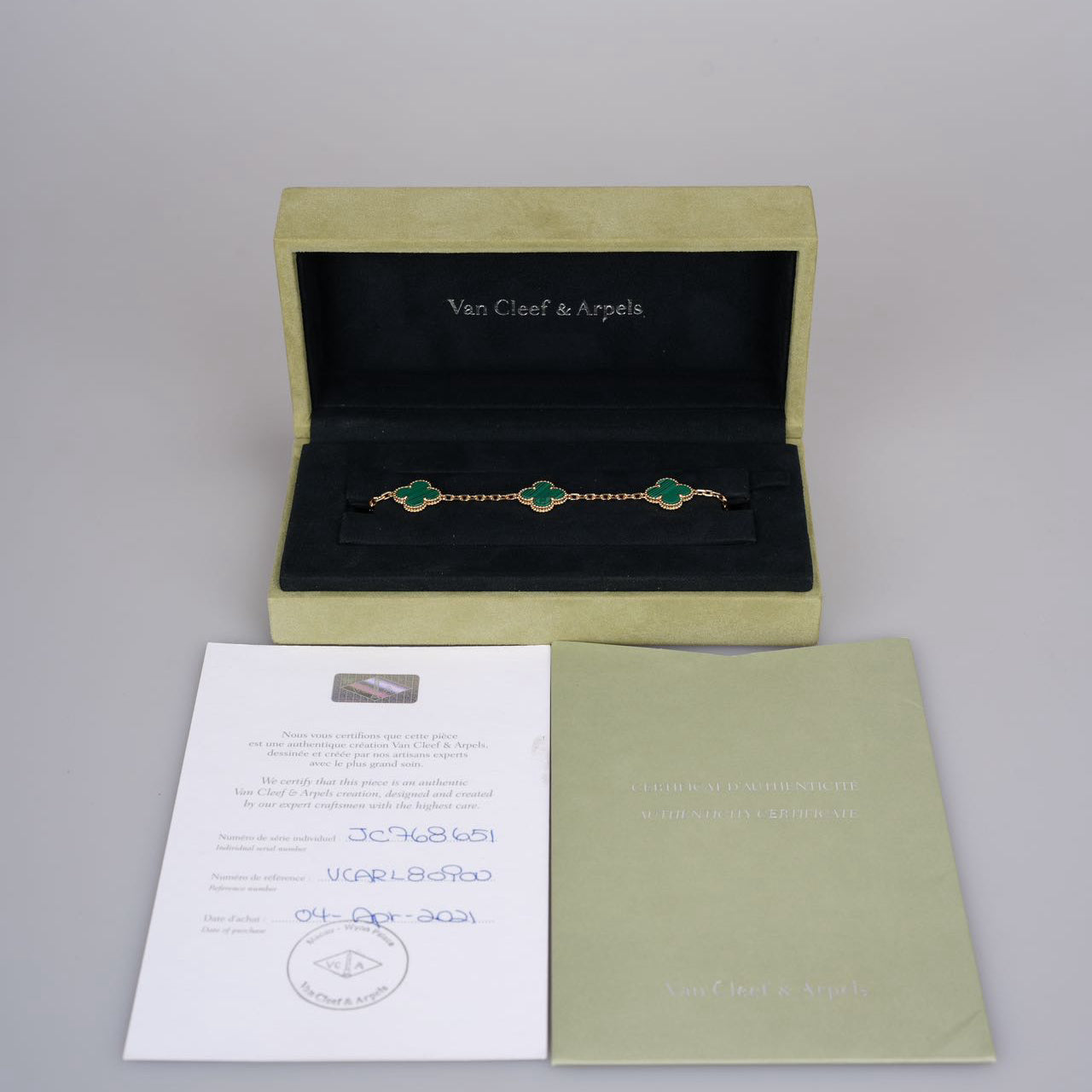 Van Cleef & Arpels 18k Yellow Gold Malachite 5 Motifs Vintage Alhambra Bracelet 2021