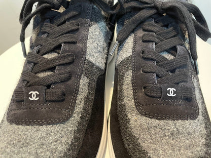 CHANEL  Fabric Suede Calfskin Womens CC Sneakers size 42  in Grey and Black