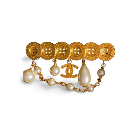 chanel button & pearls brooch