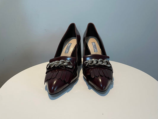 Prada pumps 39