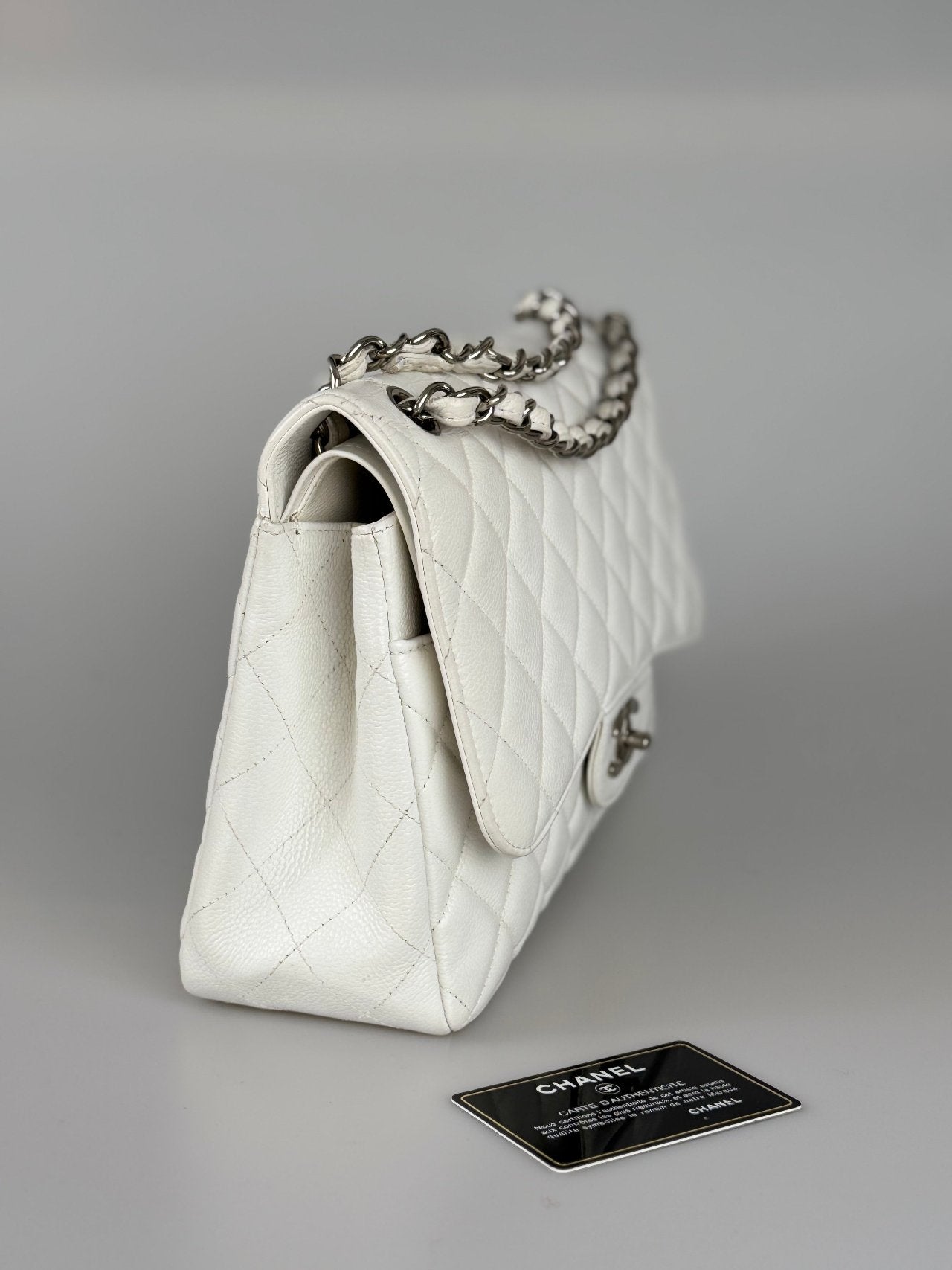 Chanel White Jumbo classic Double Flap Bag In Caviar Leather with silber Hardware