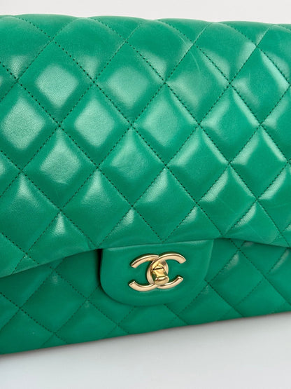 Chanel timeless Flap Bag Jumbo Green with Gold Hardware