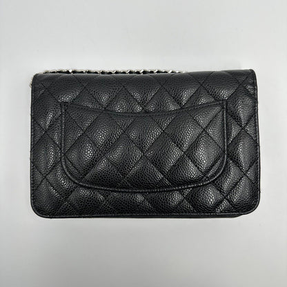 Wallet on chain classique cuir caviar noir