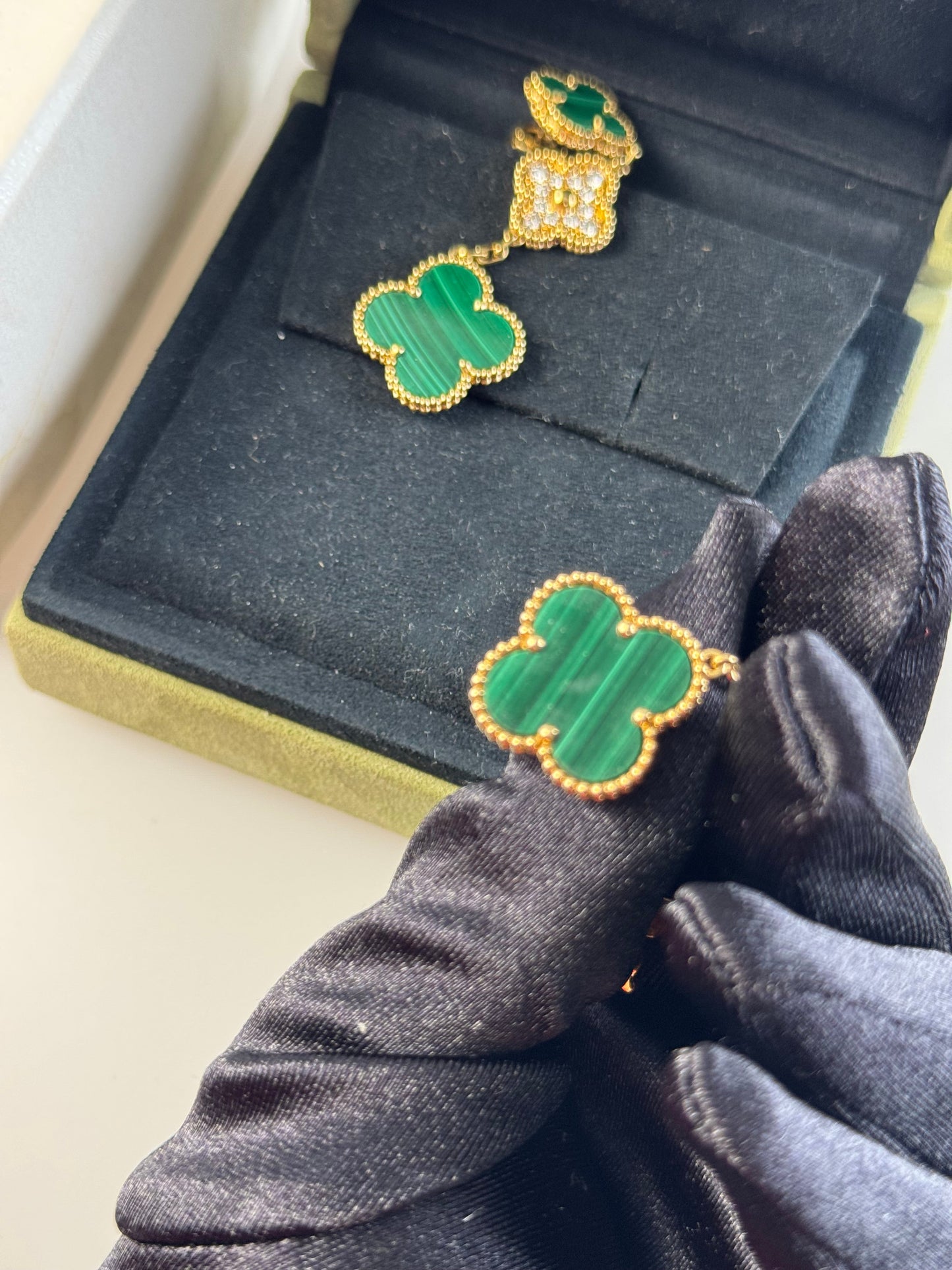 Van Cleef & Arpels Magic Alhambra earrings 3 motifs