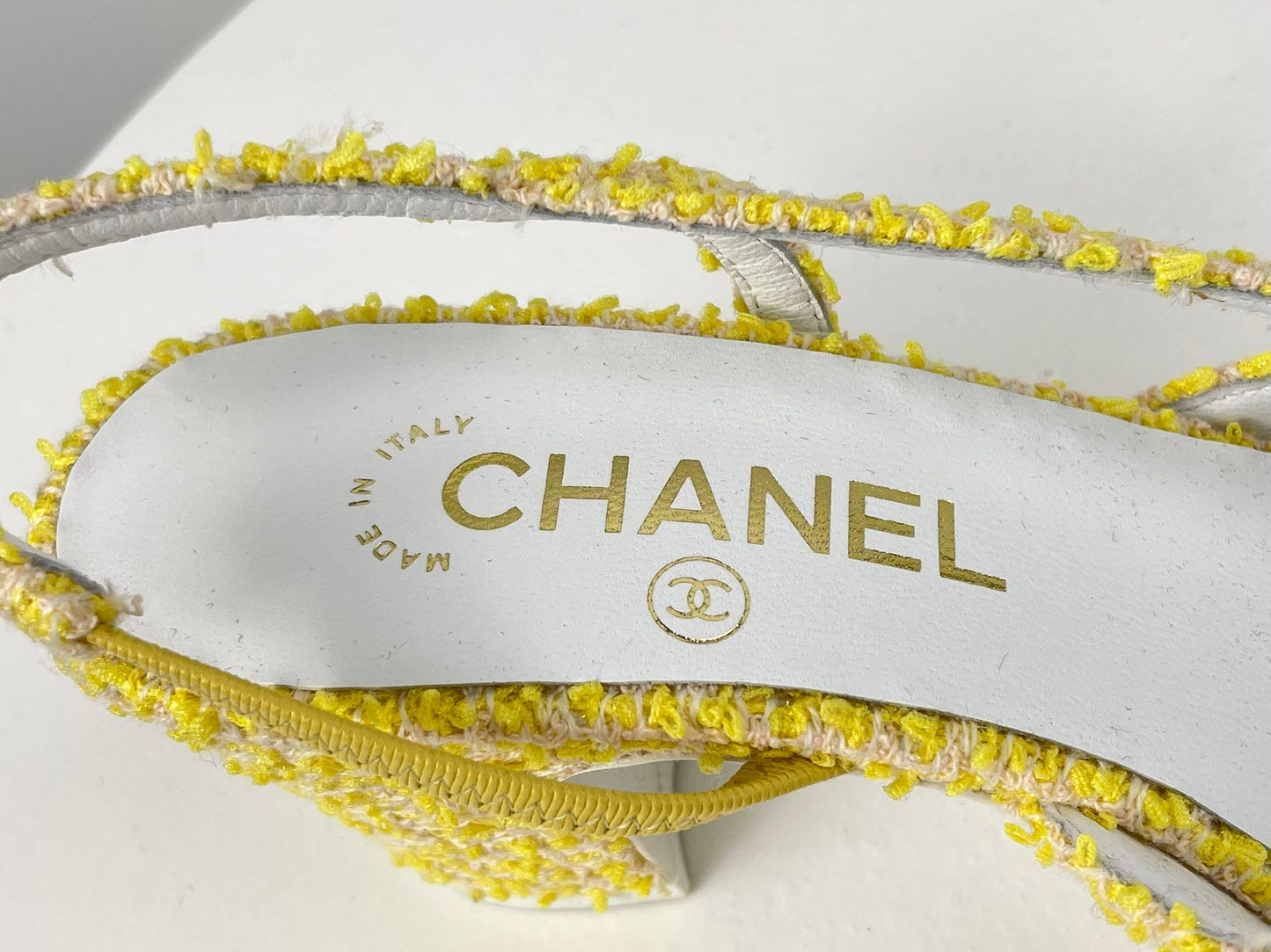 Chanel light yellow tweed slingback pumps with CC logo 37