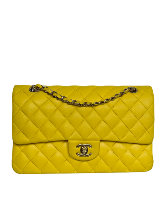 Chanel Medium Classic Flap Bag with Silber Hardware Yellow