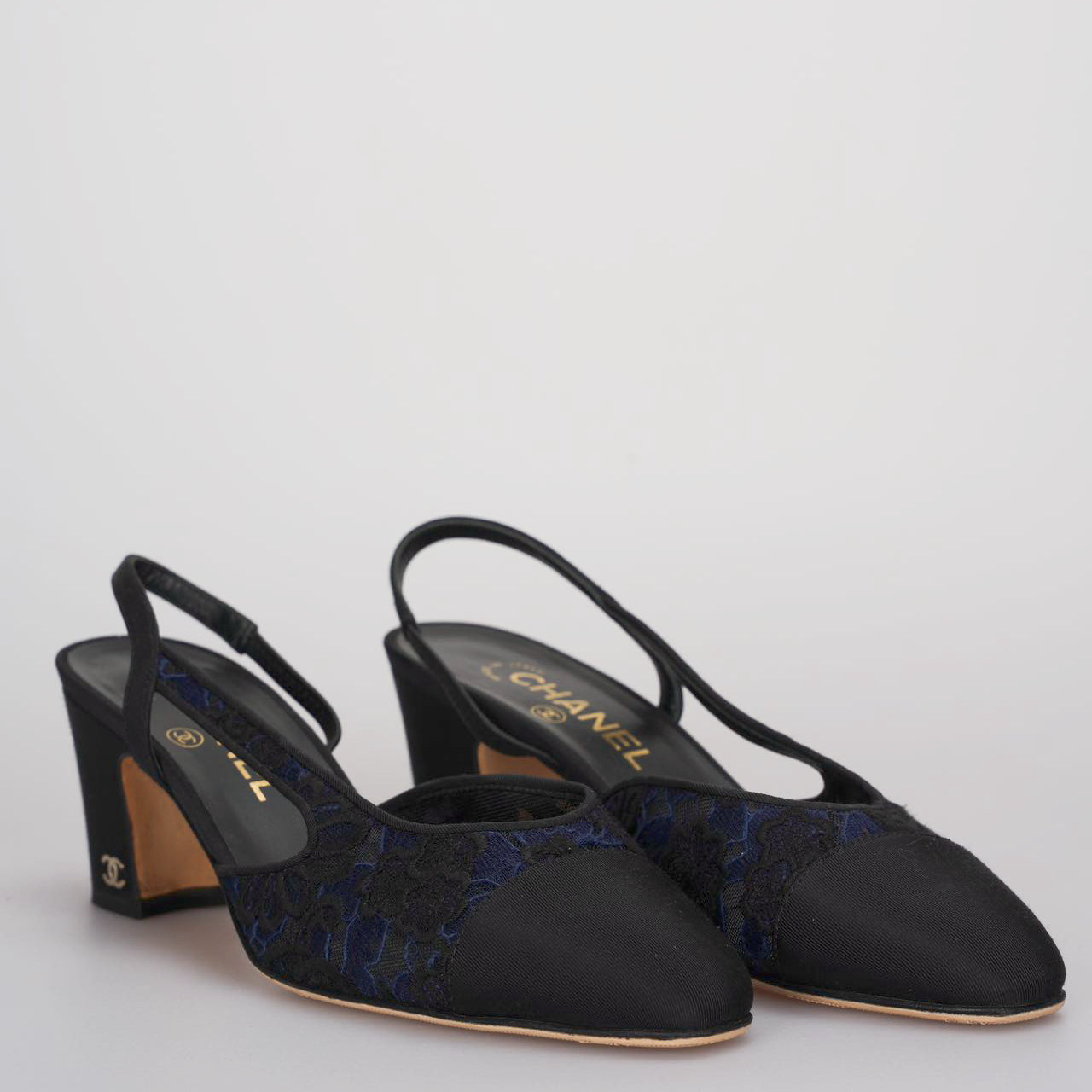 Chanel Lace Grosgrain Cap Toe CC Slingback Pumps Navy and Black 37