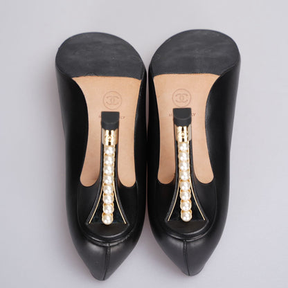 Chanel Lambskin Grosgrain Cap Toe Pumps with Pearl Embellished Heel Black