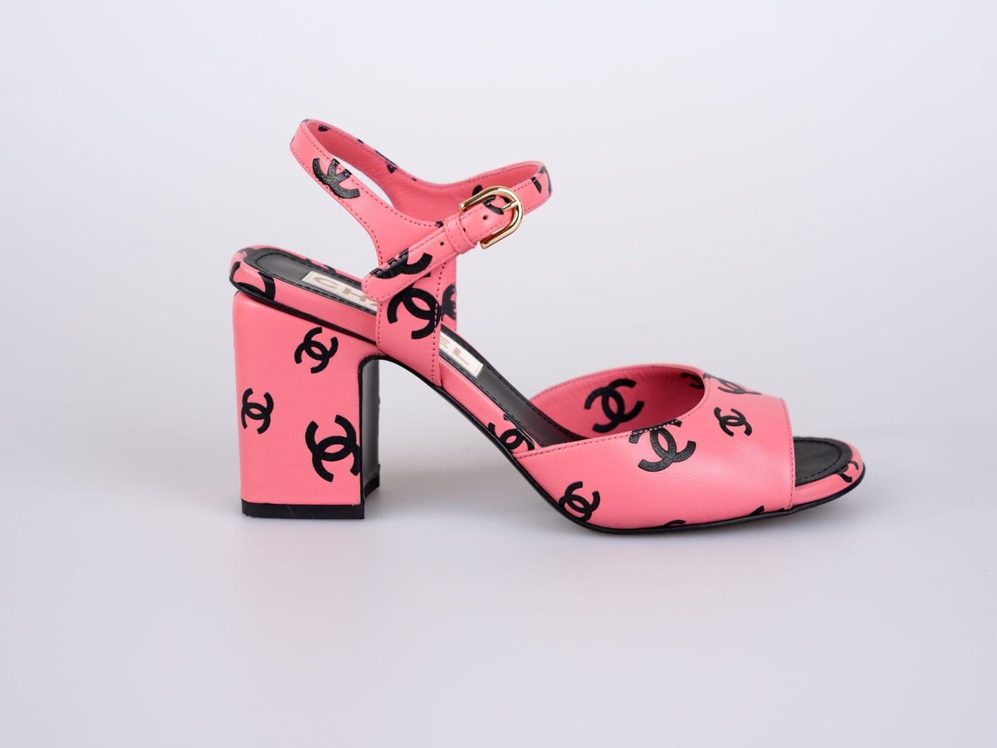 Chanel Printed Lambskin Coco Beach Sandals Pink Black Size 38.5