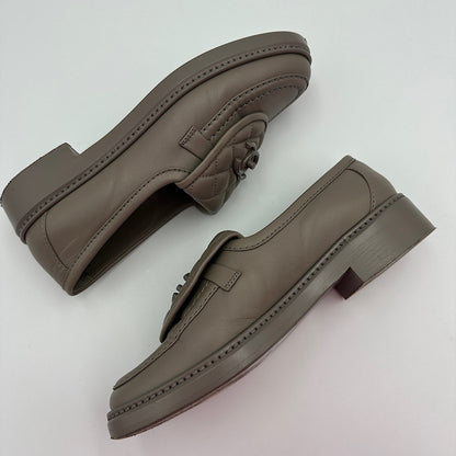 Mocassins matelassés taupe T.36