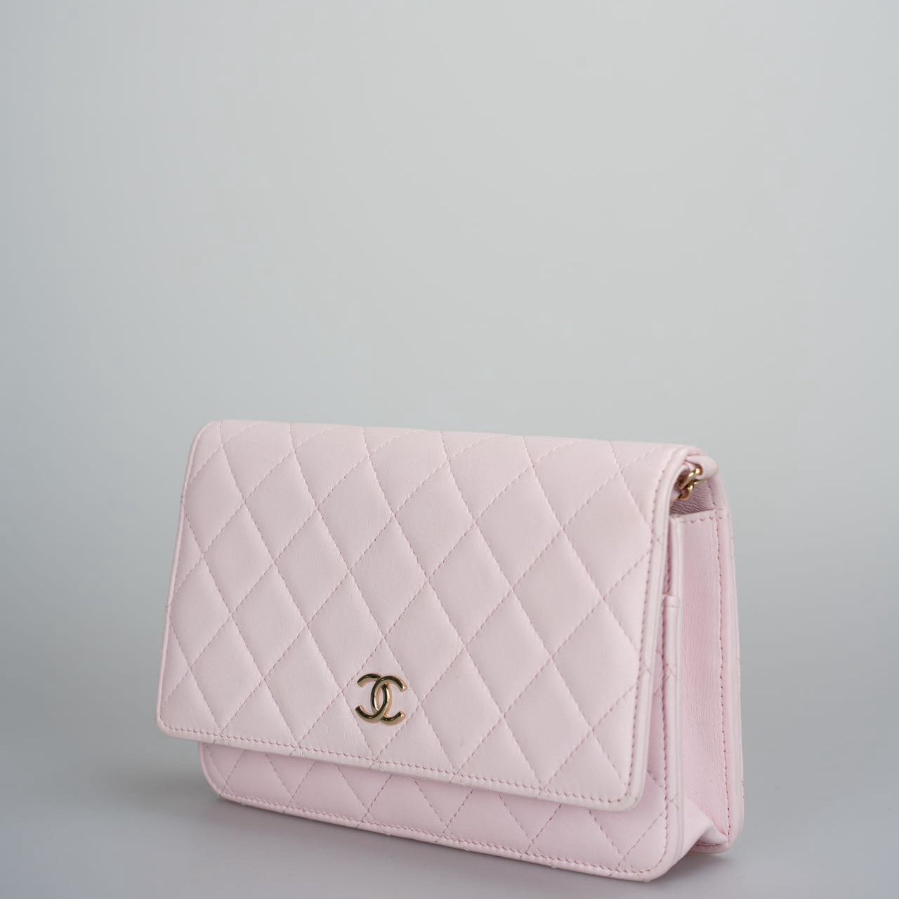 Chanel baby Pink Quilted Lambskin Pearl Wallet On Chain Bag