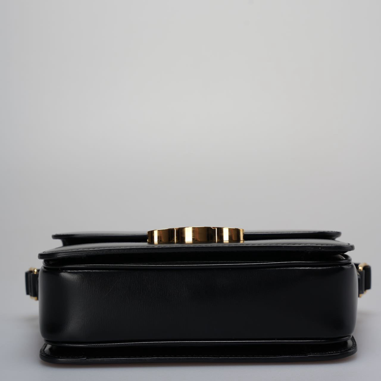 Céline Pre-Owned 2021 Small  Calfskin Triomphe crossbody bag