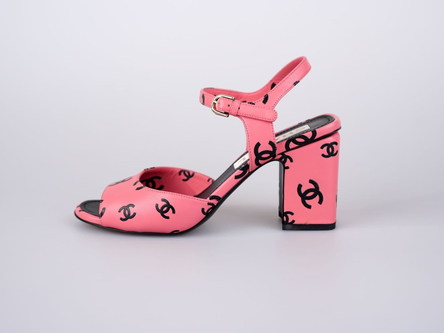 Chanel Printed Lambskin Coco Beach Sandals Pink Black Size 38.5