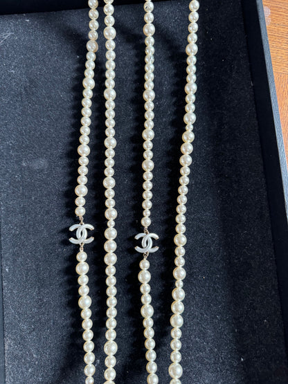 Chanel pearl necklace