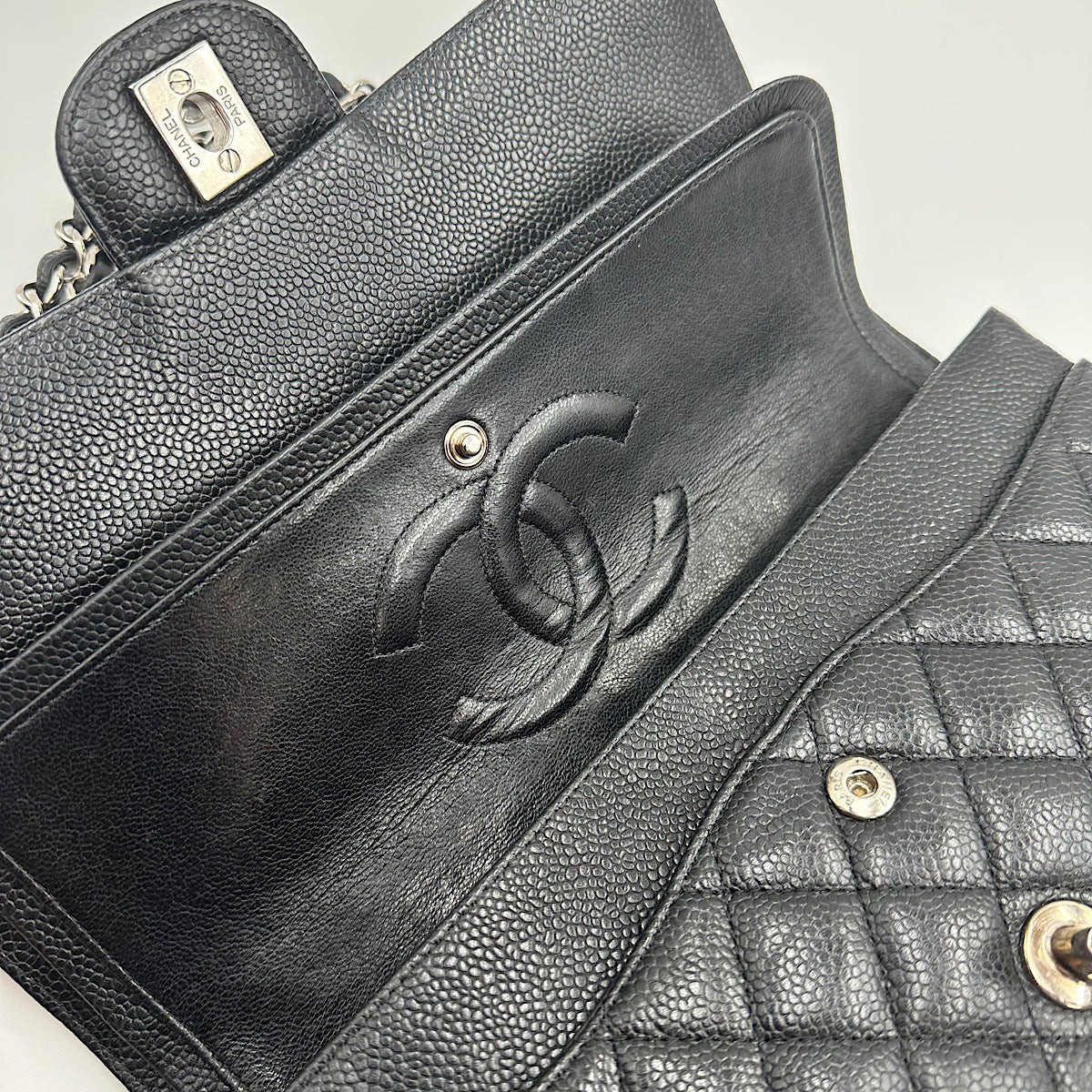 Timeless medium cuir grainé noir