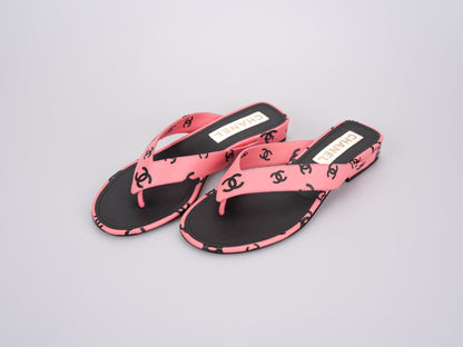 Chanel Pink Black Printed Lambskin CC Logo Thong Flat Flip Flop Sandal 38