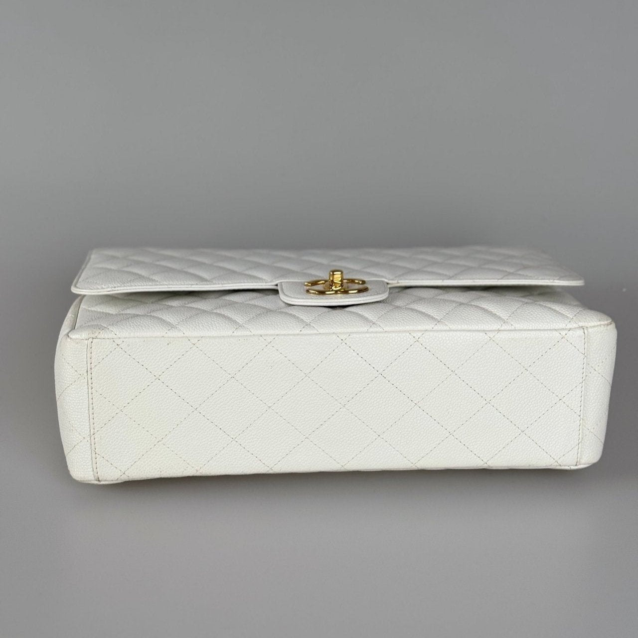 Chanel timeless flap Bag Caviar Leather Maxi size in white