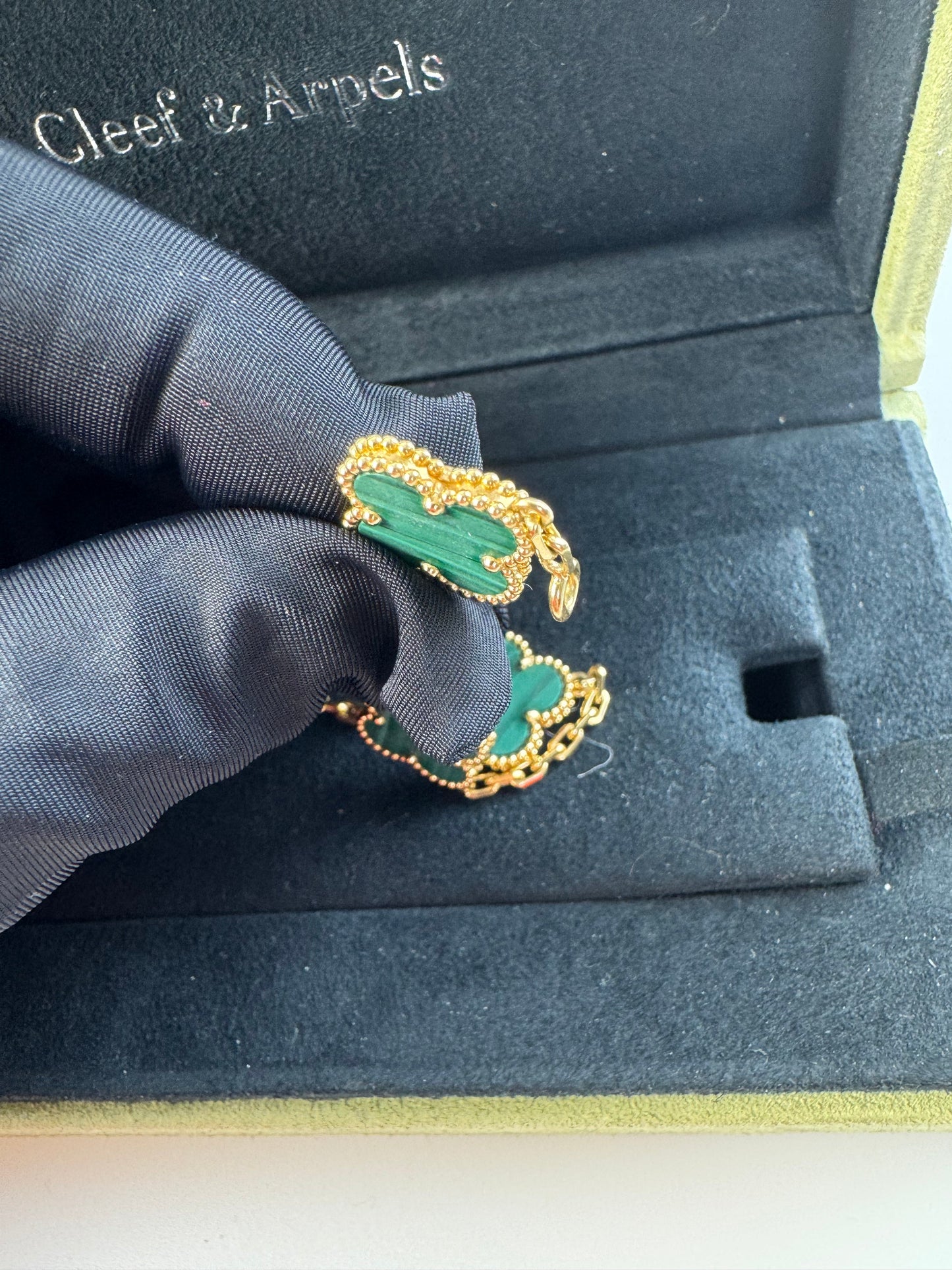 Van Cleef & Arpels Vintage Alhambra Malachite Yellow Gold 5 Motif Bracelet