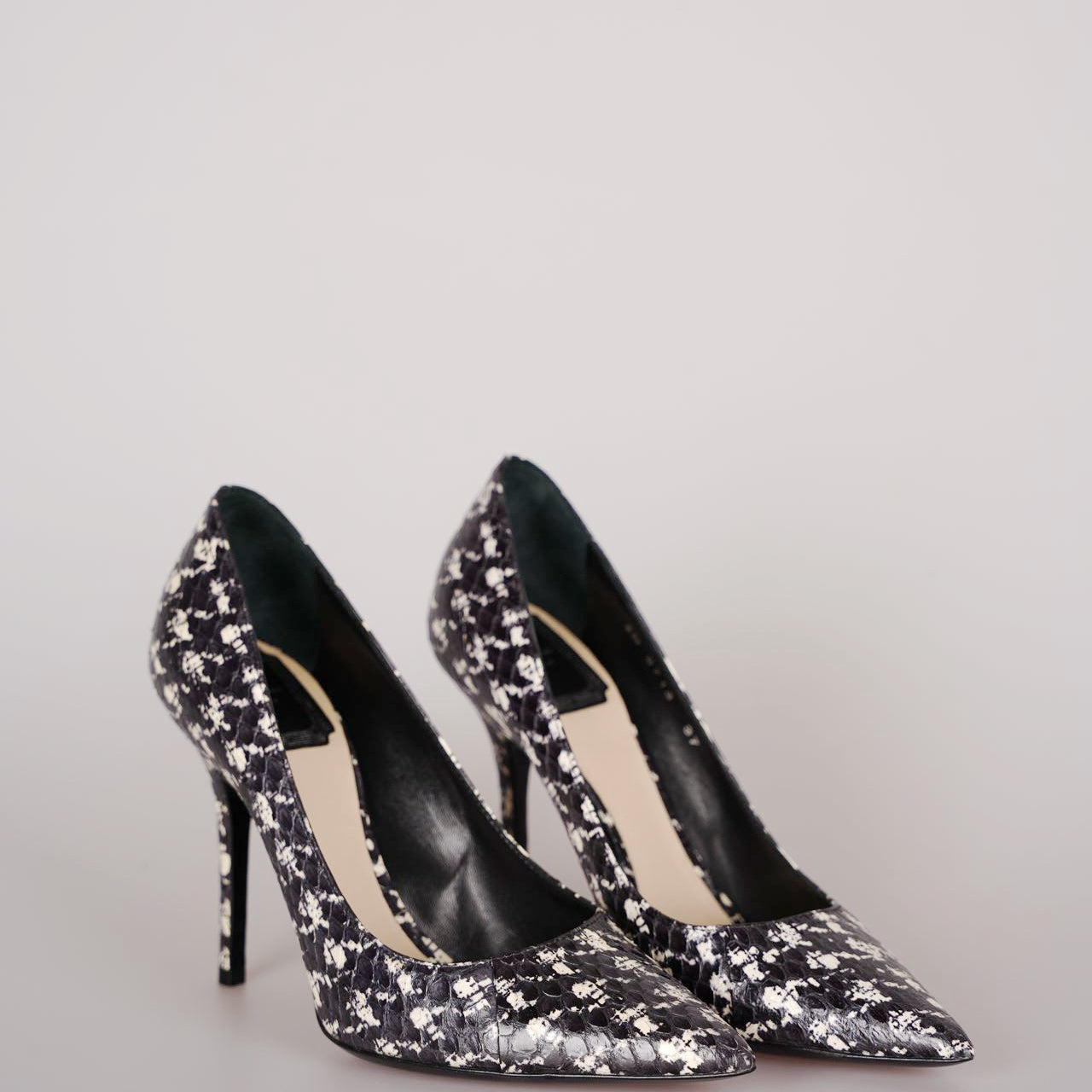 Christian Dior Classic Houndstooth Stiletto 10 cm Pumps 37 with Beige Insole