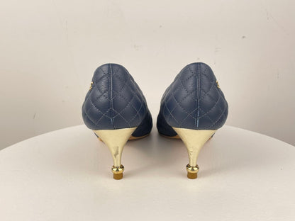 Chanel navy blackCalfskin Quilted Cap Toe Camellia Pumps 37.5 with Cc logo