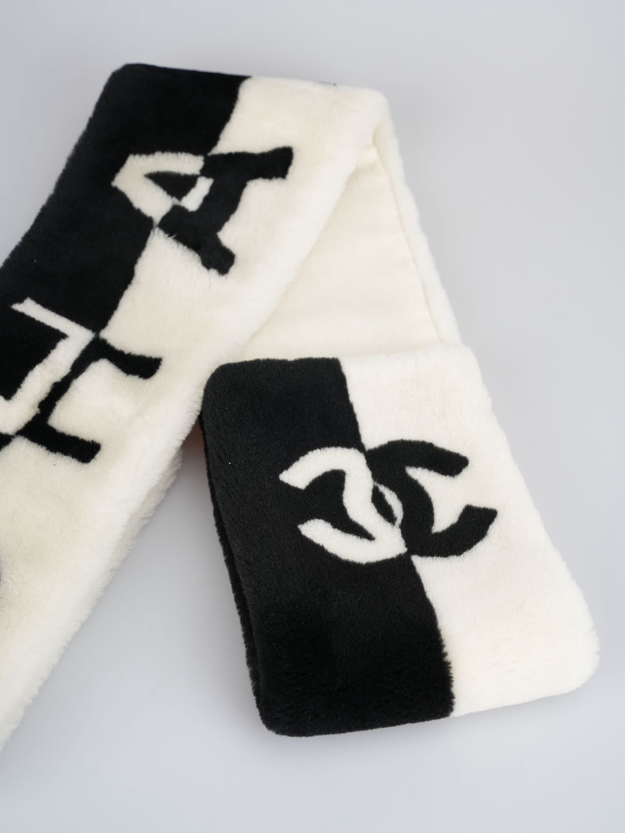 Chanel Shearling Cashmere CC Scarf in Black and White