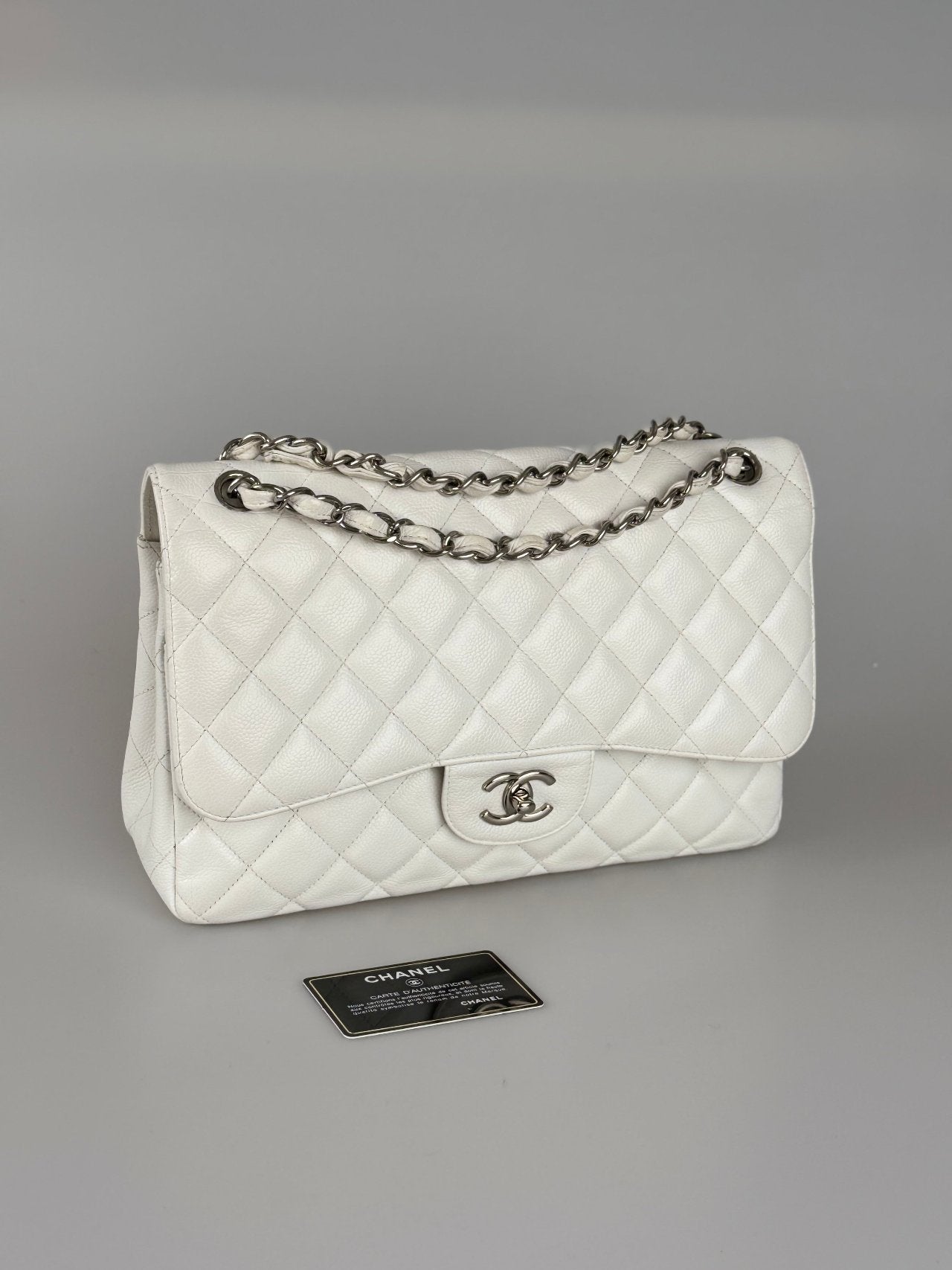 Chanel White Jumbo classic Double Flap Bag In Caviar Leather with silber Hardware