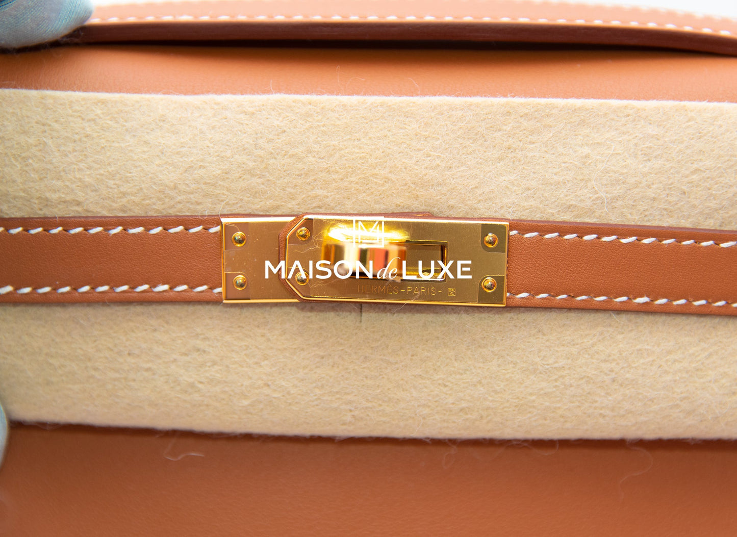 Hermes Mini Kelly Pochette Gold Swift GHW Clutch