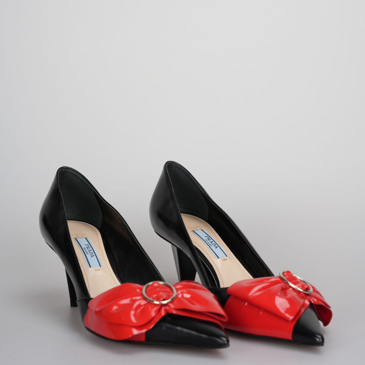 Prada Black / Red Leather Bow Pointed Toe Pumps Size 38.5