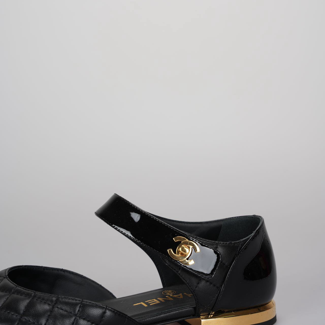 Chanel Mary Jane Flats 36.5 in Black Patent and Leather