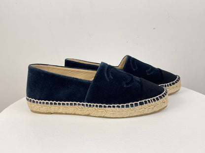 Chanel Blue Flats with CC logo 38