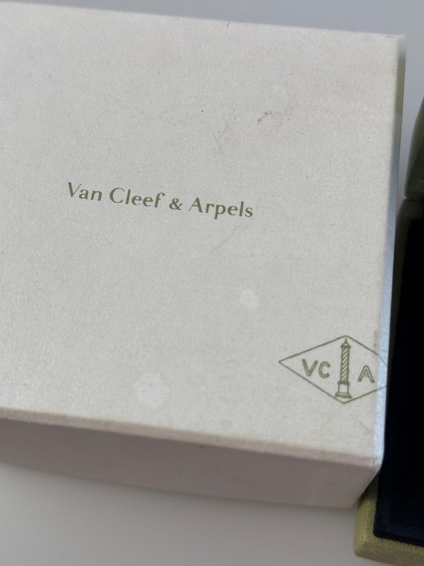 Van Cleef & Arpels Magic Alhambra earrings 3 motifs