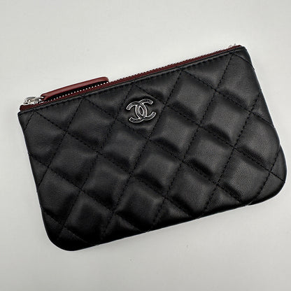 Petite pochette zippée classique