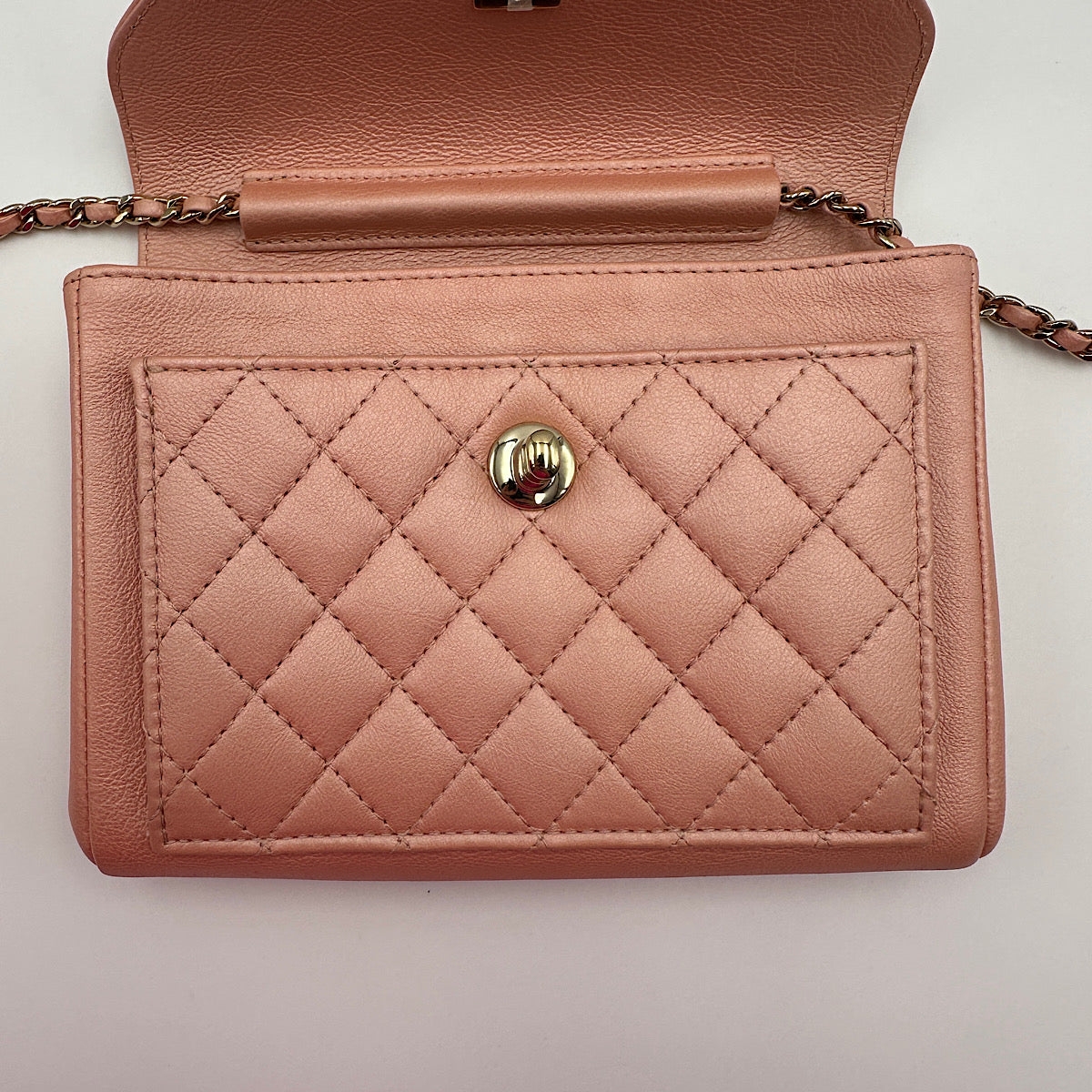 Mini sac à rabat chanel rose